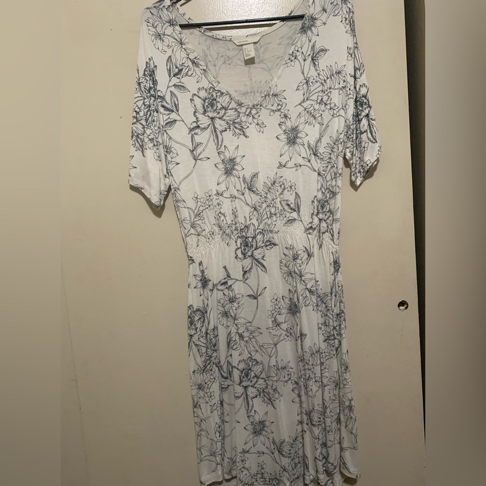 Flowery dress 🥀